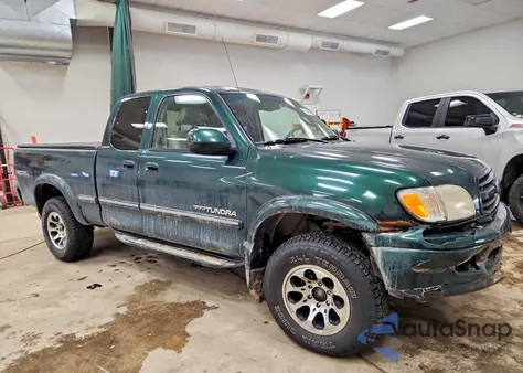 2001 Toyota Tundra Access Cab Limited z USA, uszkodzony, nr VIN 5TBBT481X1S209676